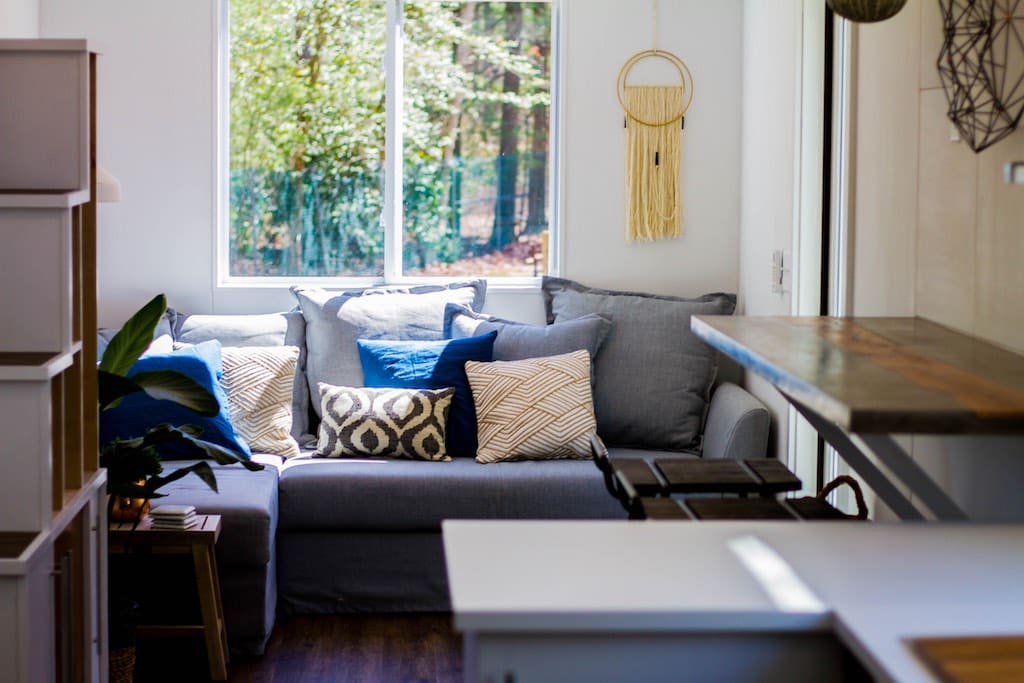 river-resort-tiny-house-4