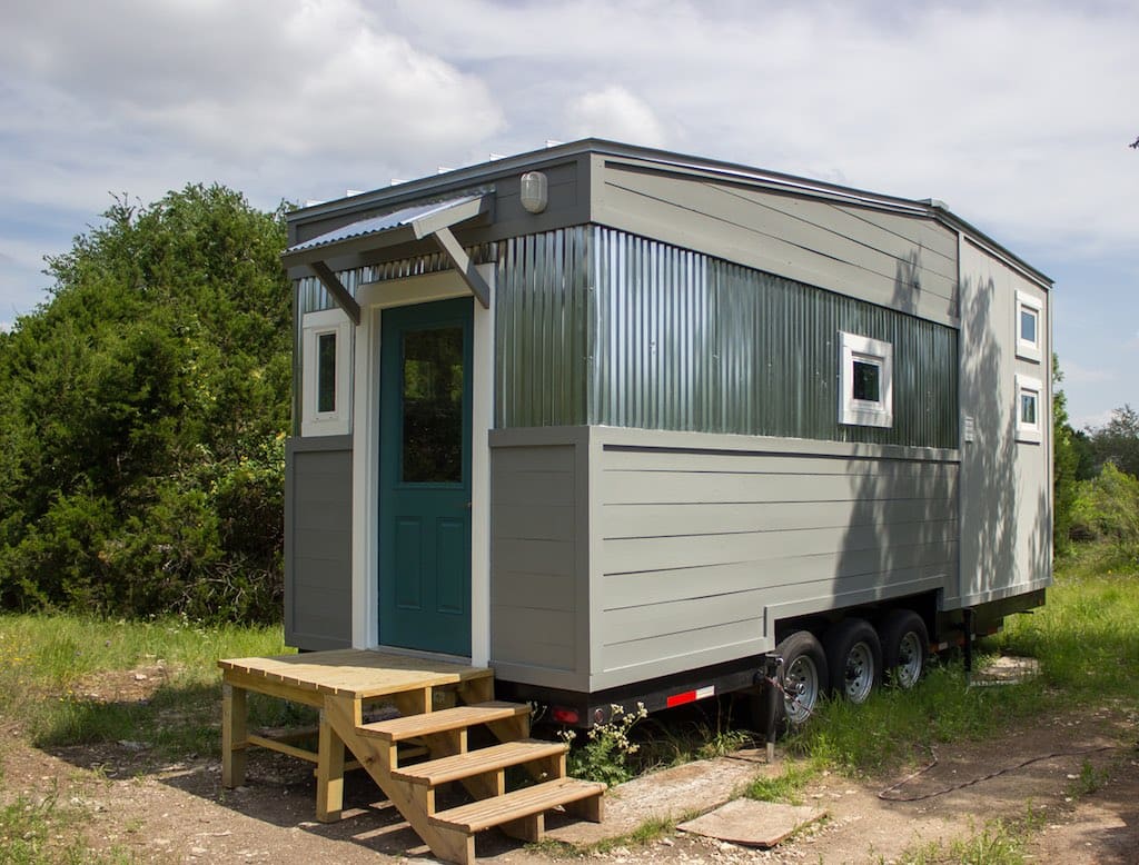 falling-leaves-tiny-house-1