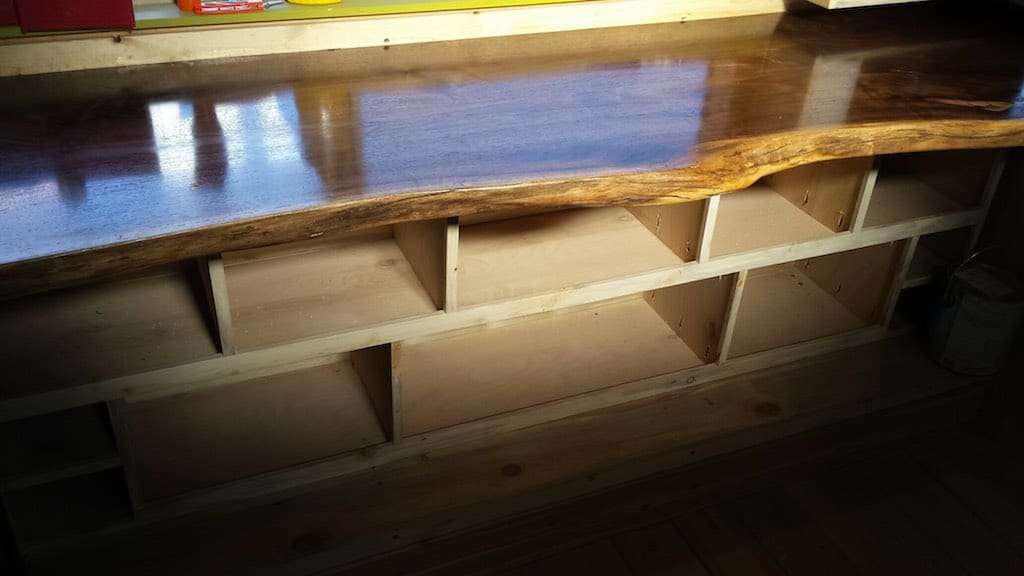 rose-tree-tiny-house-6