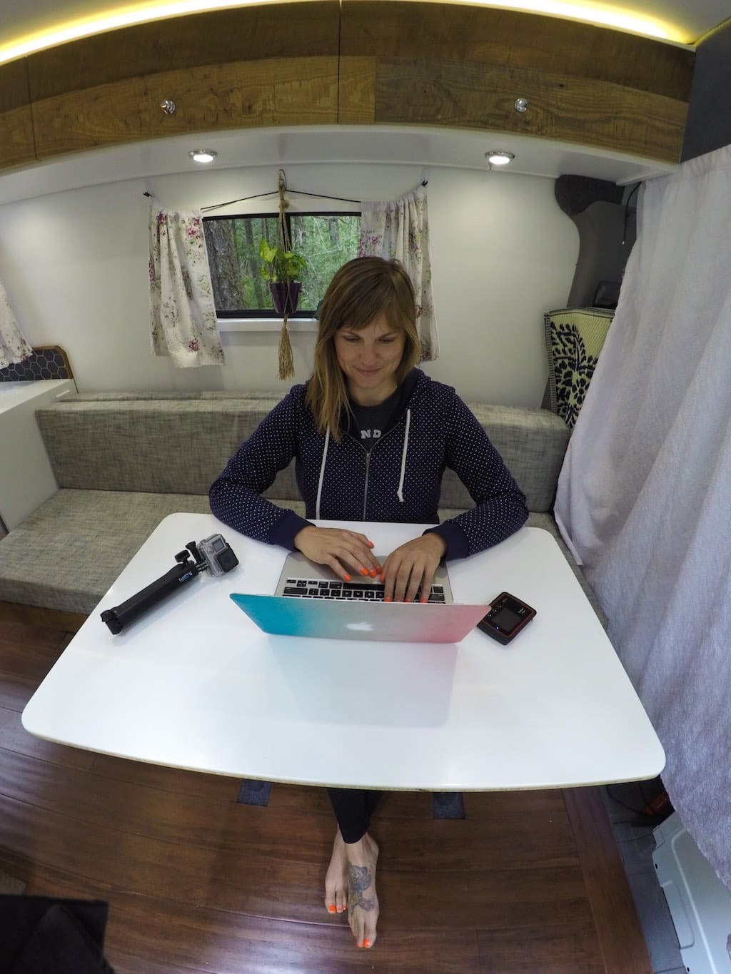 DCIM100GOPROG1527968.