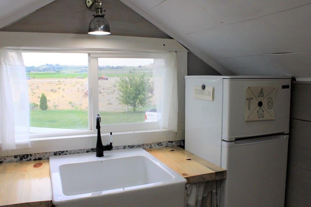 black pearl tiny house 4