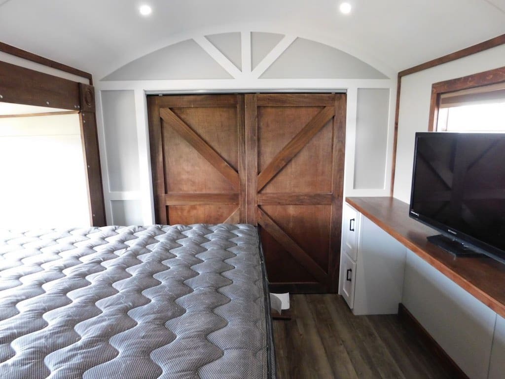 tiny-house-toy-hauler-tiny-idahomes-21