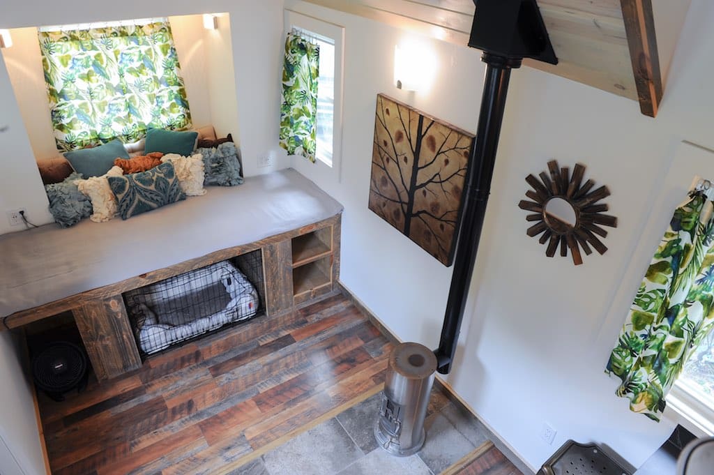 rustic modern tiny house 5