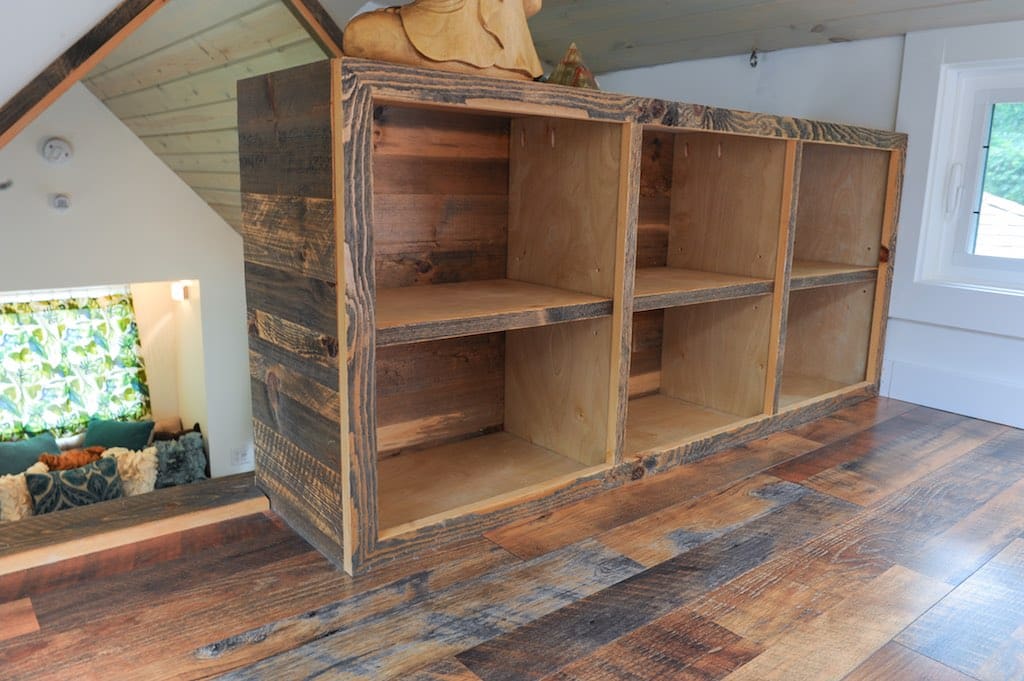 rustic modern tiny house 7