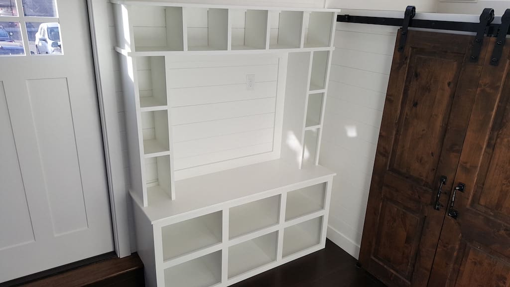 cape cod tiny house 3