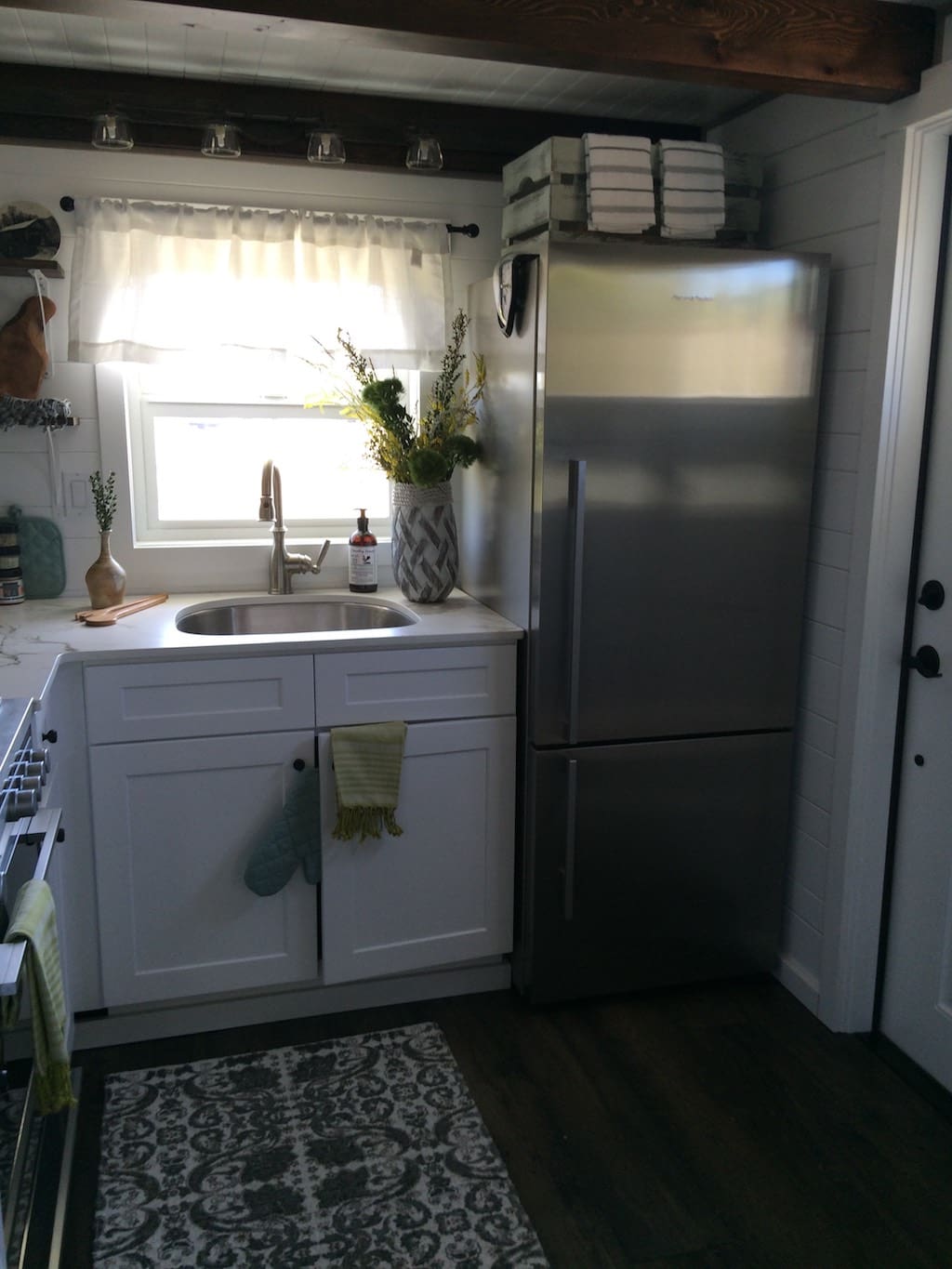 expandable tiny cottage 13