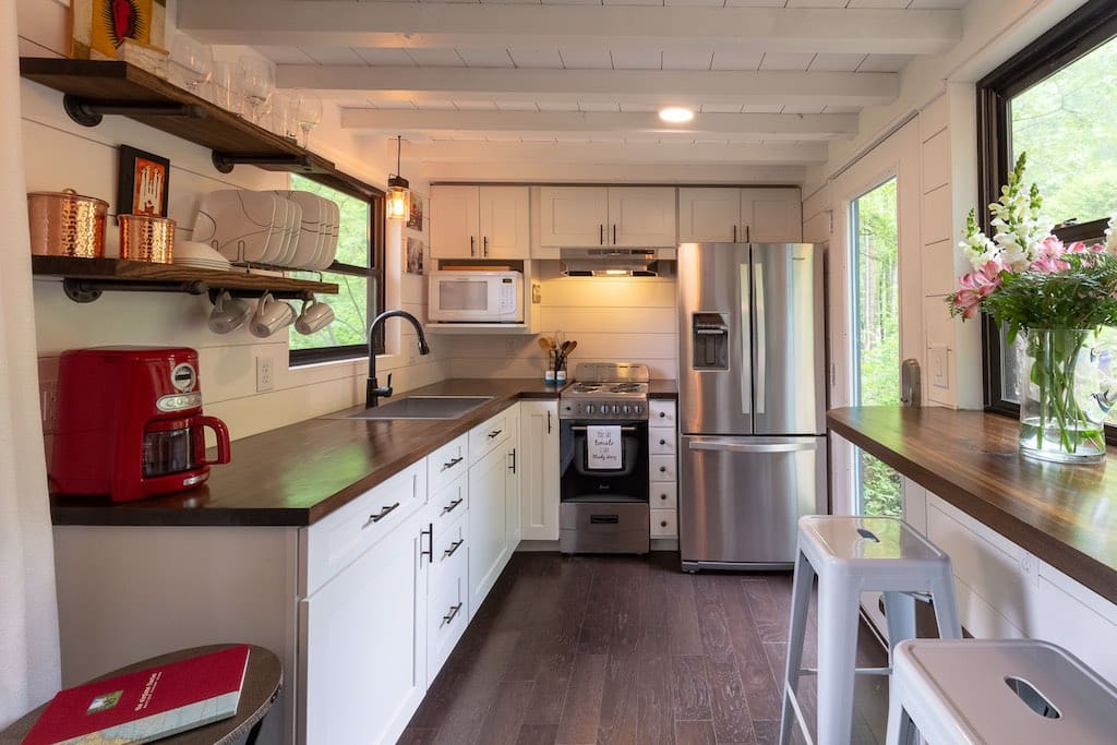 28' Luminaire Tiny House on Wheels: A Beautiful & Spacious Alternative to Traditional Housing 5 luminaire 4