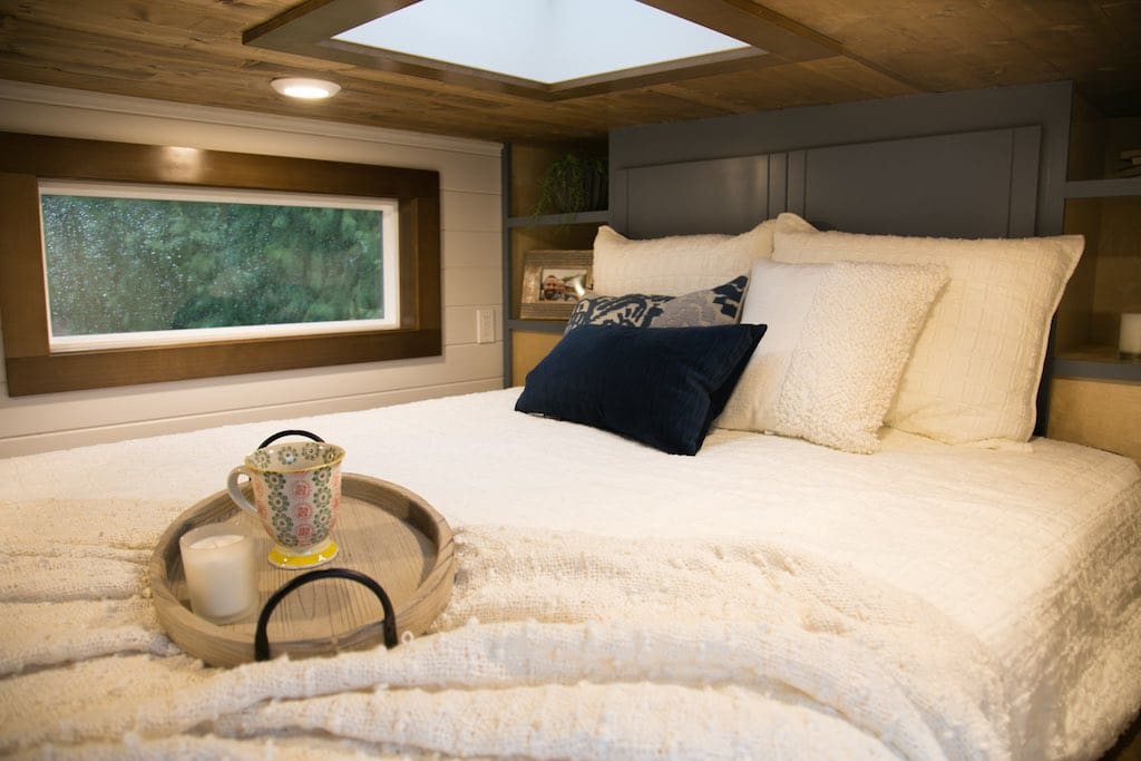 tiny traveling dream home 13