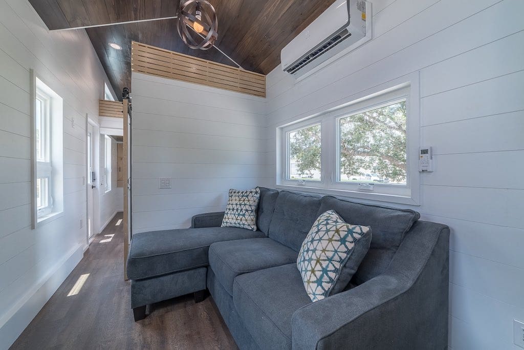 elmore tiny house movable roots 11