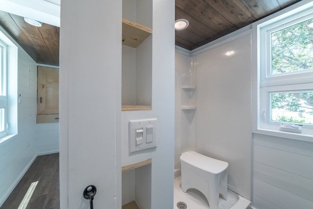 elmore tiny house movable roots 13