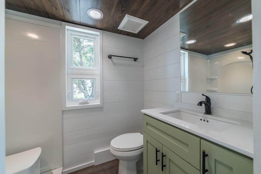 elmore tiny house movable roots 14