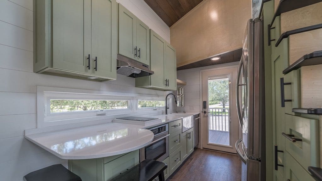 elmore tiny house movable roots 7