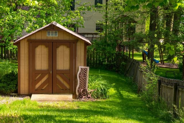 15 Backyard and Garden Shed Landscaping Ideas That Will Motivate You 3 backyard barn