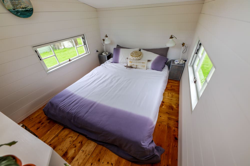 Incredible Tiny House With A Pop-up Roof 5 DIY TINY HOUSE WITH POP UP ROOF 7 of 9