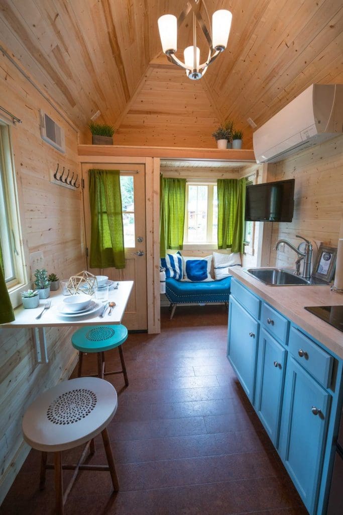 Take a Tour Around This Adorable Mt. Hood Tiny House Village In Oregon 4 1470931150 1470756923 zoe tumbleweed 0016