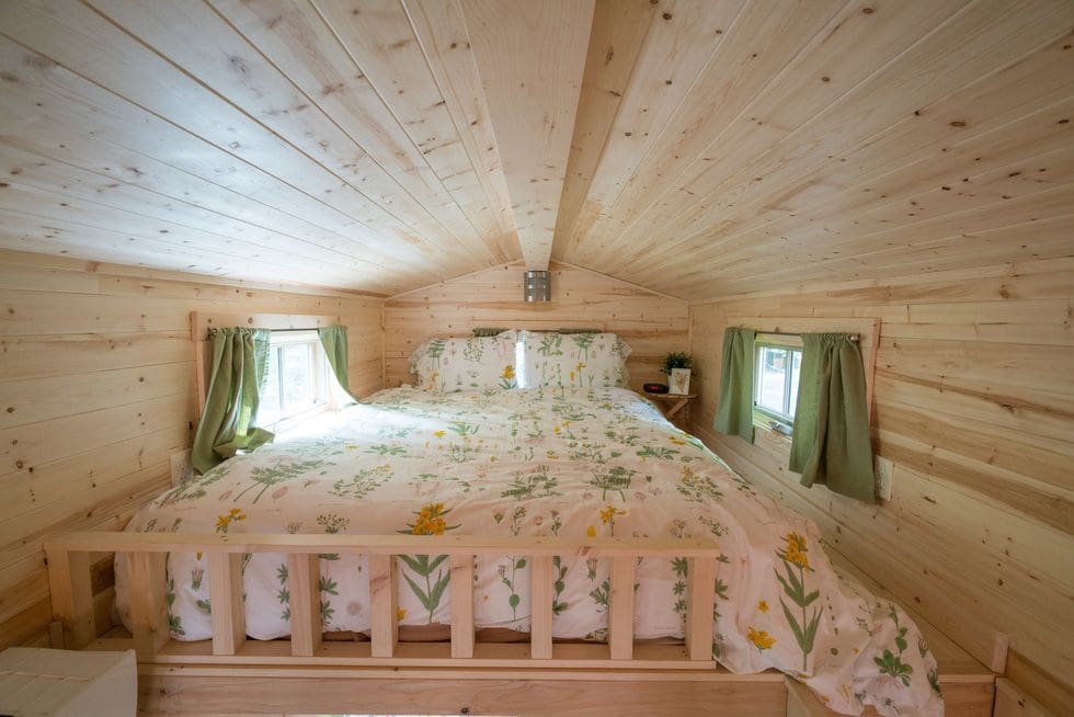 Take a Tour Around This Adorable Mt. Hood Tiny House Village In Oregon 12 1470931269 1470751026 savannah tumbleweed 0015