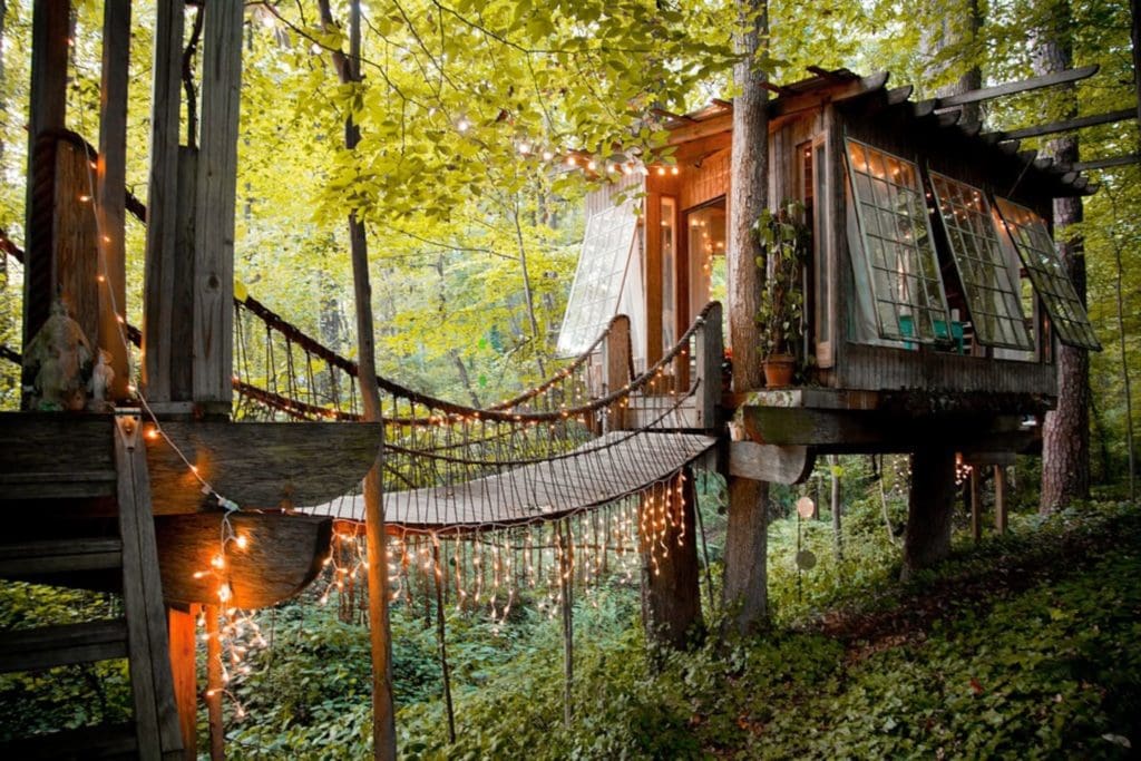 This Secluded Intown Treehouse Is Getting A Lot Of Attention 2 5a0f1151 original