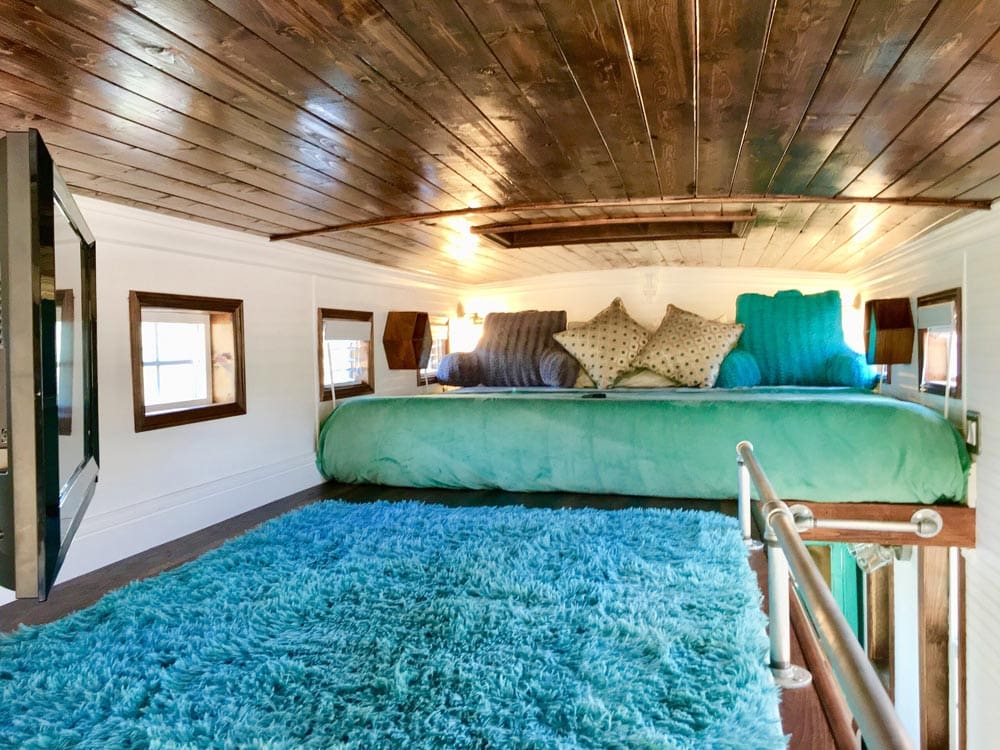 This Tiny House Near Zion Park Highlights The Vintage Aura 9 ark 11