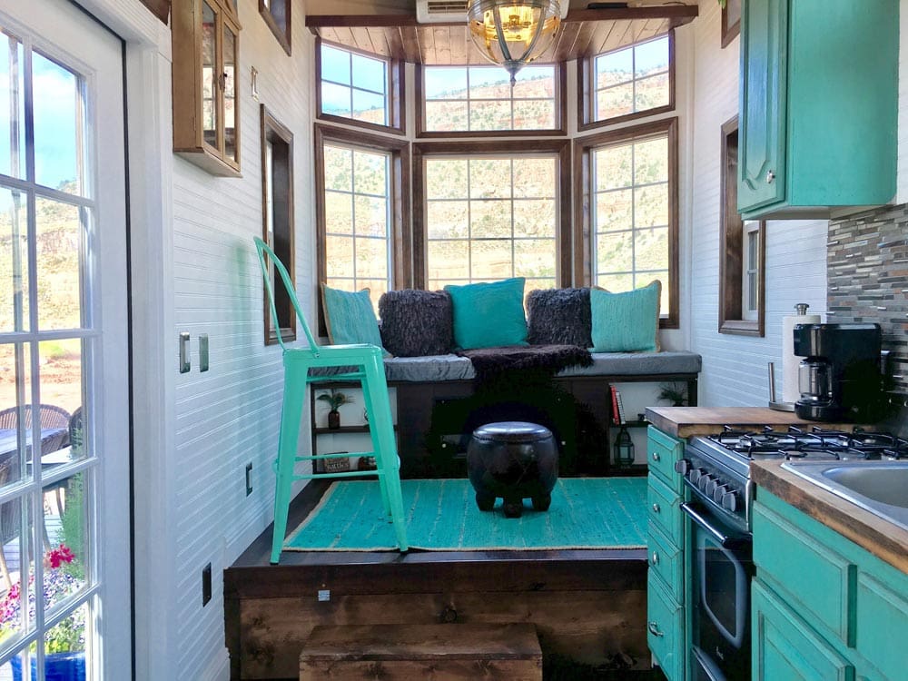 This Tiny House Near Zion Park Highlights The Vintage Aura 8 ark 9
