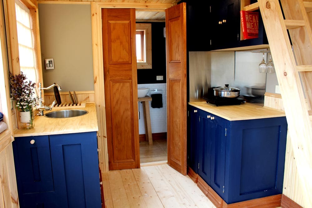 Colonial Blue, A Beautiful Blue Tiny House In Tasmania 1 colonial blue 7