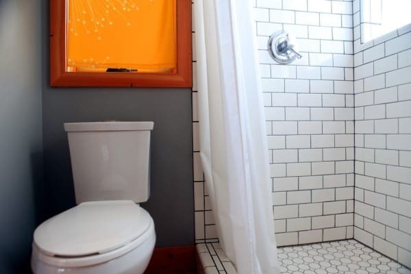 Tiny Vacation House In Portland - The Pocket House 6 the pocket house tiny house vacation 0009 600x400 1