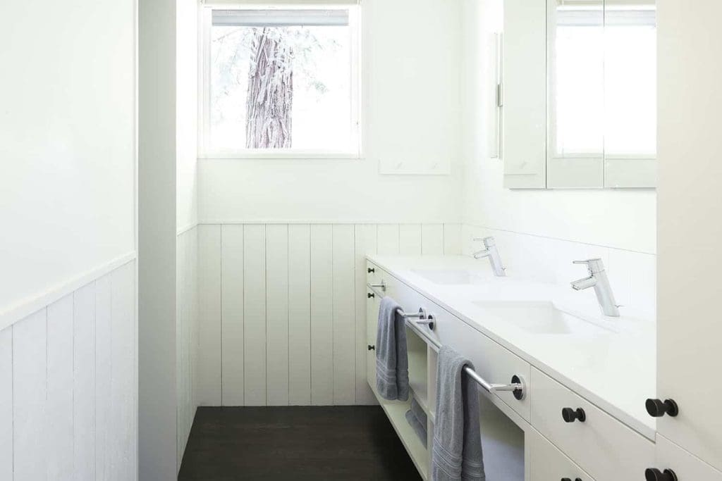Cozy Cabin Retreat Boasts Net-Zero Energy In The Pacific Northwest 17 goCstudio 17