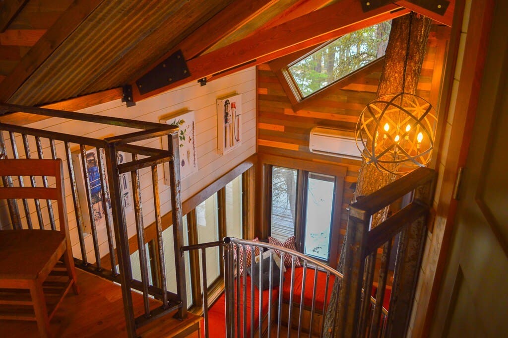 Meadowlark Treehouse at Montana Treehouse Retreat 18 5cffeb74 c7ee 43c2 99ca 8ee9505d0ff7