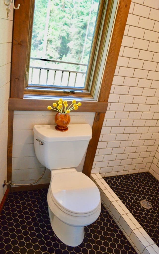 Meadowlark Treehouse at Montana Treehouse Retreat 10 7b172c4f 376d 463c be3b 8a63e956a4c3