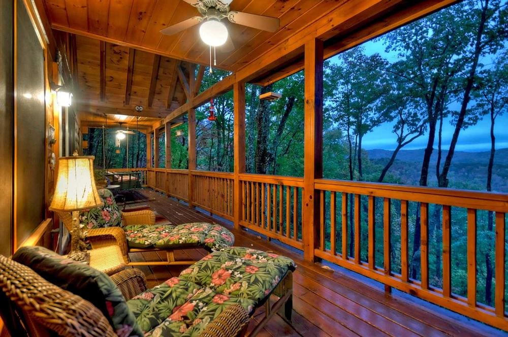 Treehouse Retreat - An Escape From The Pace And Stress Of Daily Life 1 P 205 02 opt