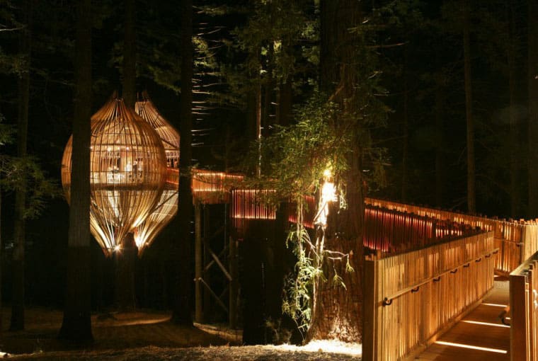 This Treehouse Is A Popular Restaurant In New Zealand 2 Redwoods Yellow Treehouse 2