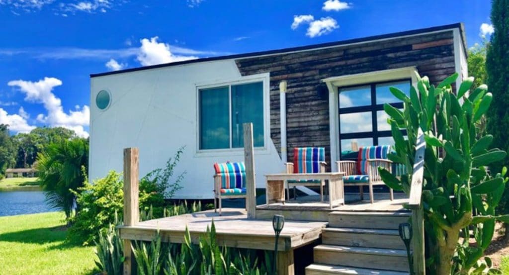 This Tiny House Is An Industrial Modern Dream Design In Florida 10 Venice 7