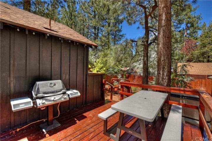 Big Bear Log Cabin 16 720x480 1