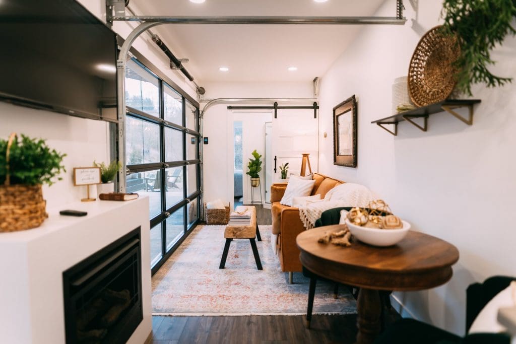 How a Shipping Container Home Reconnected a Daughter With Memories of Her Father 6 the lily pad6