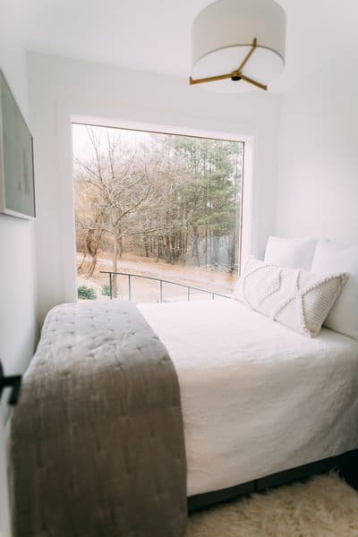 How a Shipping Container Home Reconnected a Daughter With Memories of Her Father 8 the lily pad8