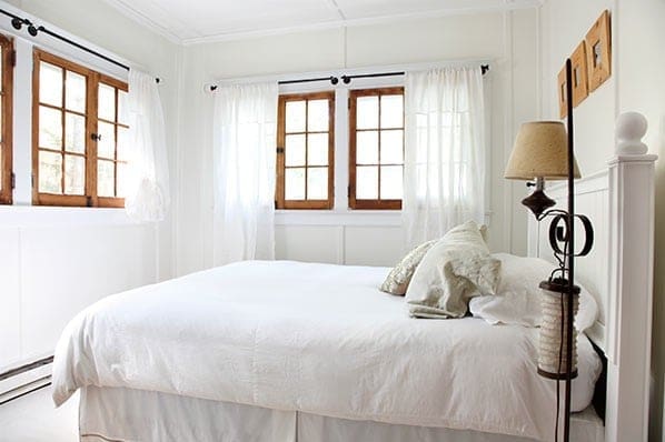 This Tranquil Little Cottage Is Anyone's Dream House 3 3 1