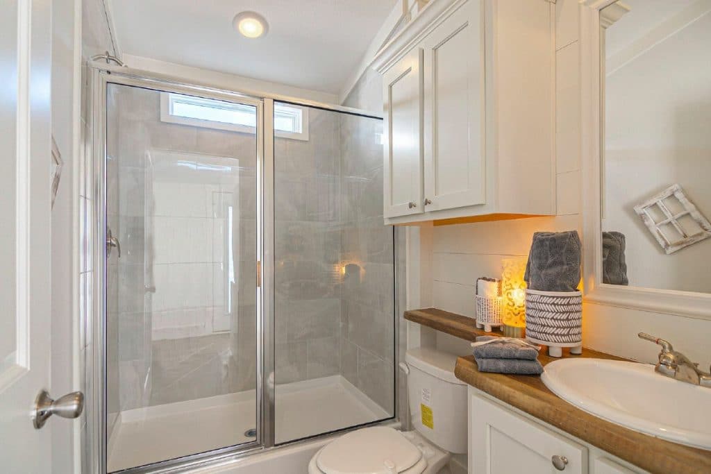 Fall In Love With The Starling Tiny House Cottage With Smart Home Features 5 Smart Cottage 6 1024x683 1