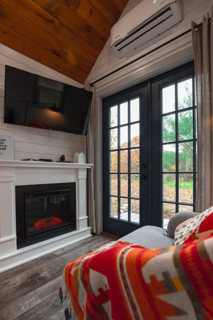 for rent tiny house 6