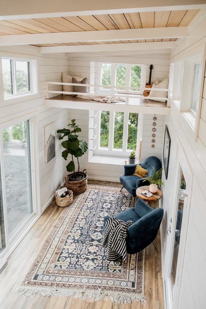 A Hawaii-Based Couple Build a Luminous Tiny House in Just 25 Days 11 hawaiitinyhome12