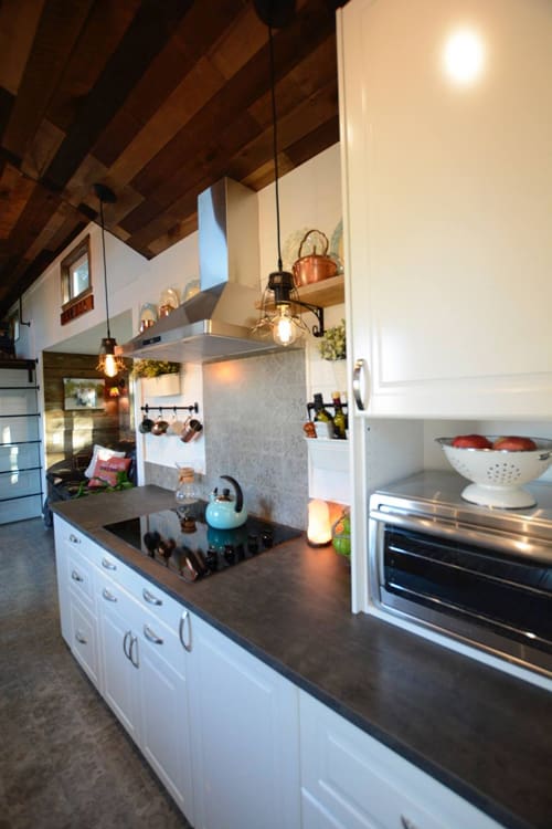 Vintage Retreat By Hill Country Tiny Houses 8 vintage retreat 14