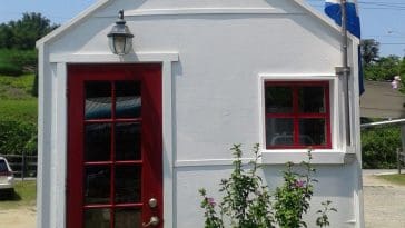 tiny mobile kitchen 1