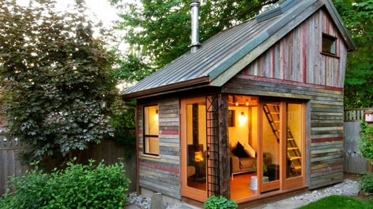 The Backyard House 7