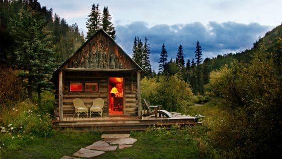 dolores cabin 11
