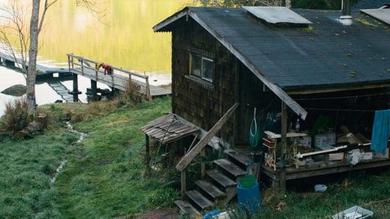 lakeside cabin 1