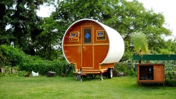 hand made gypsy wagon 5