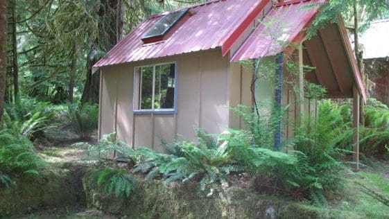 little off grid home 5