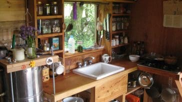 teach nollaig tiny house 3