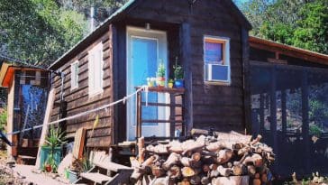 reclaimed tiny house 9