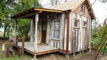 tiny reclaimed house 1