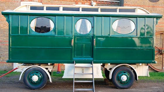 Showman's Living Van 20 showmans living van 5