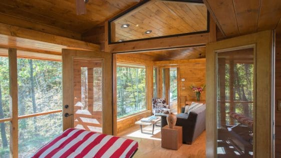escape cabin 8